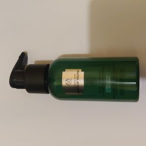 The Body Shop Drops of Youth youth liquid peel